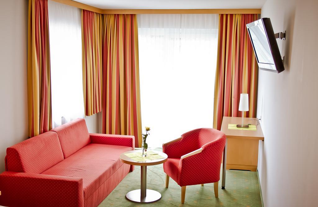 Der Thomashof Hotel Sankt Jakob im Rosental Exterior photo